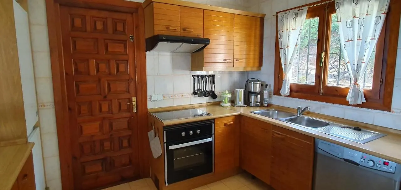 Sea View Villa With Pool, Near Beach In Calahonda, Marbella Area Mijas