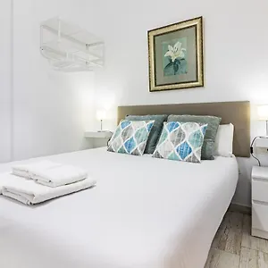 https://roomalaga-mezquitilla-2.hotelsinnerja.org